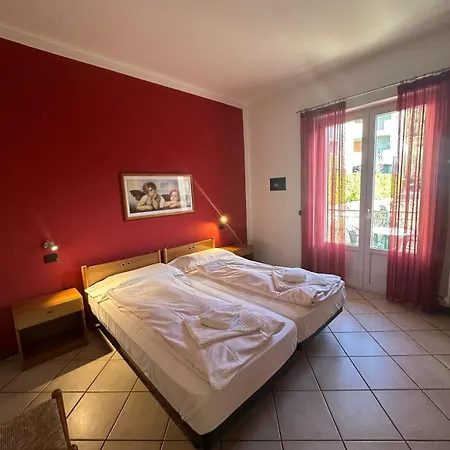 Andreis مالتشيزينيه